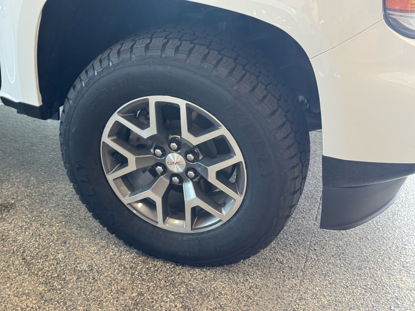 2022 GMC Canyon AT4 - Leather
