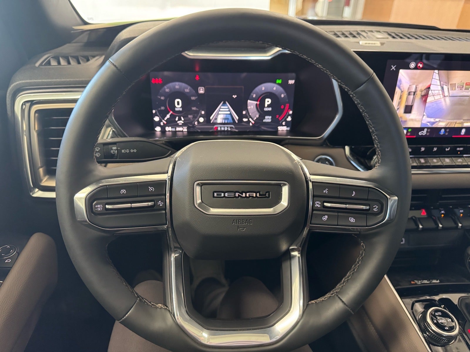 2025 GMC Canyon Denali