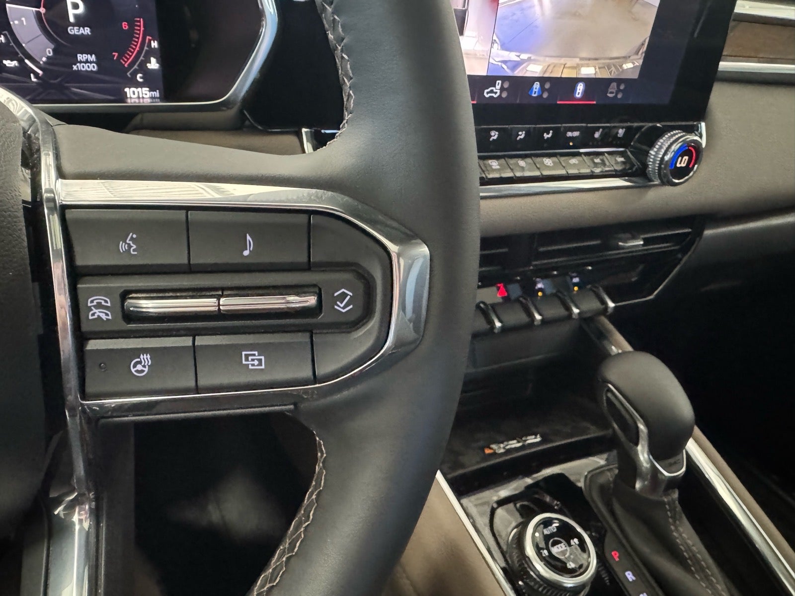 2025 GMC Canyon Denali