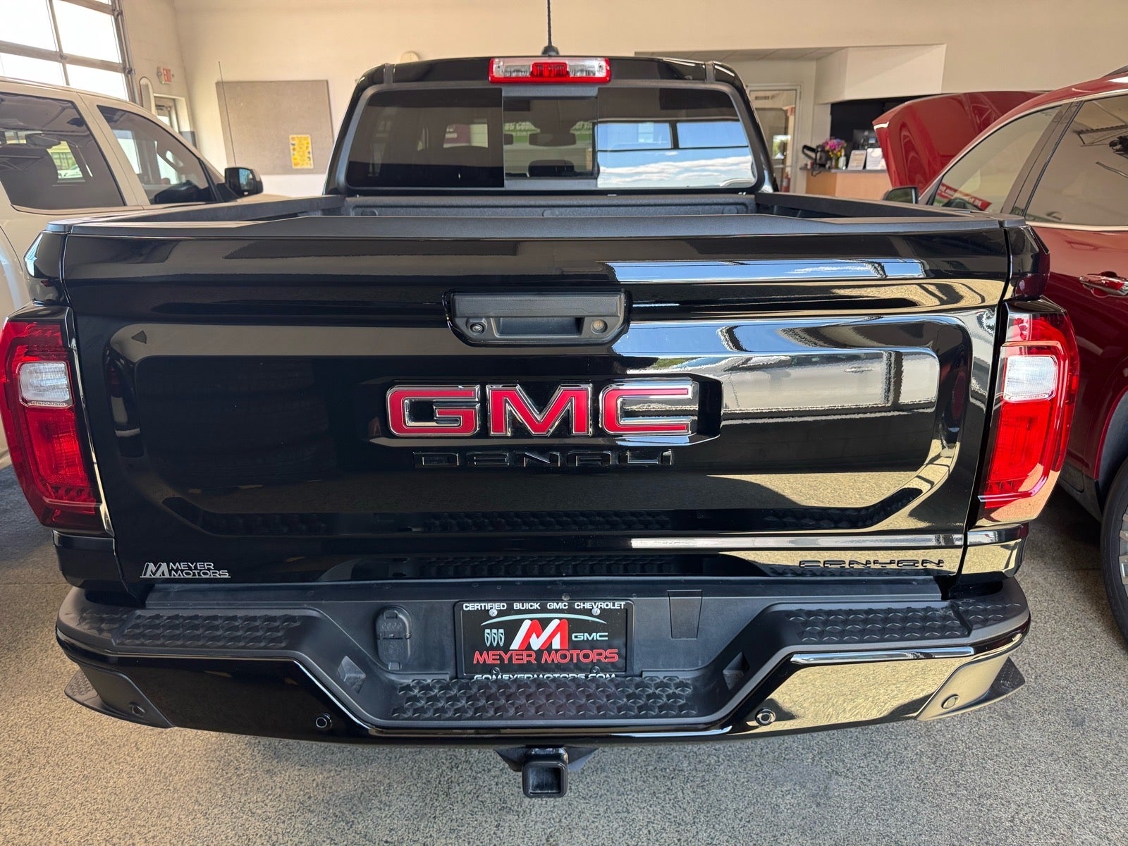 2025 GMC Canyon Denali