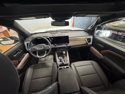 2025 GMC Canyon Denali