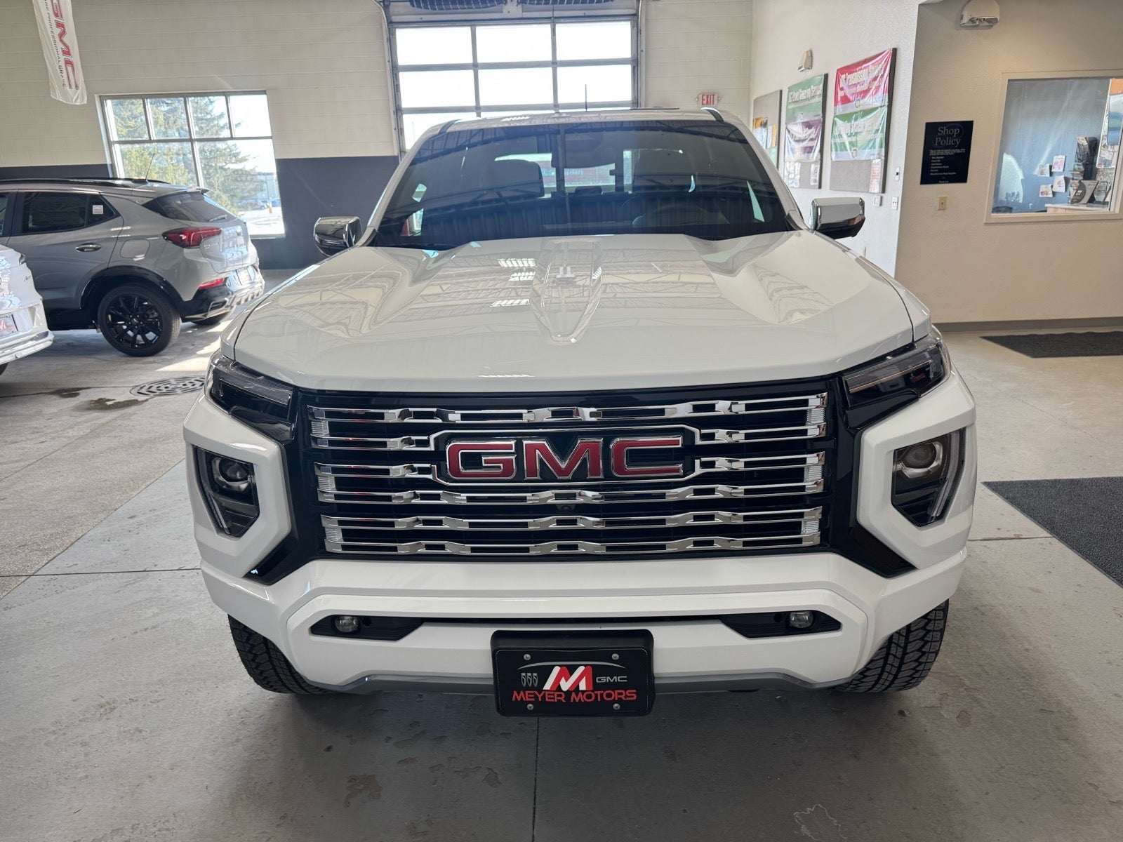 2025 GMC Canyon Denali