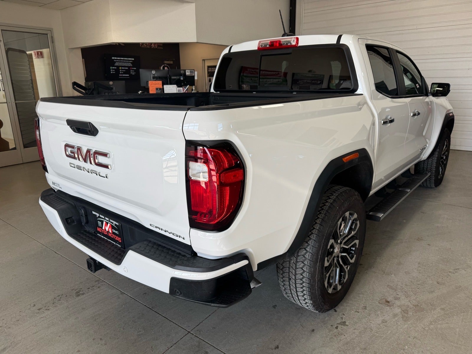 2025 GMC Canyon Denali