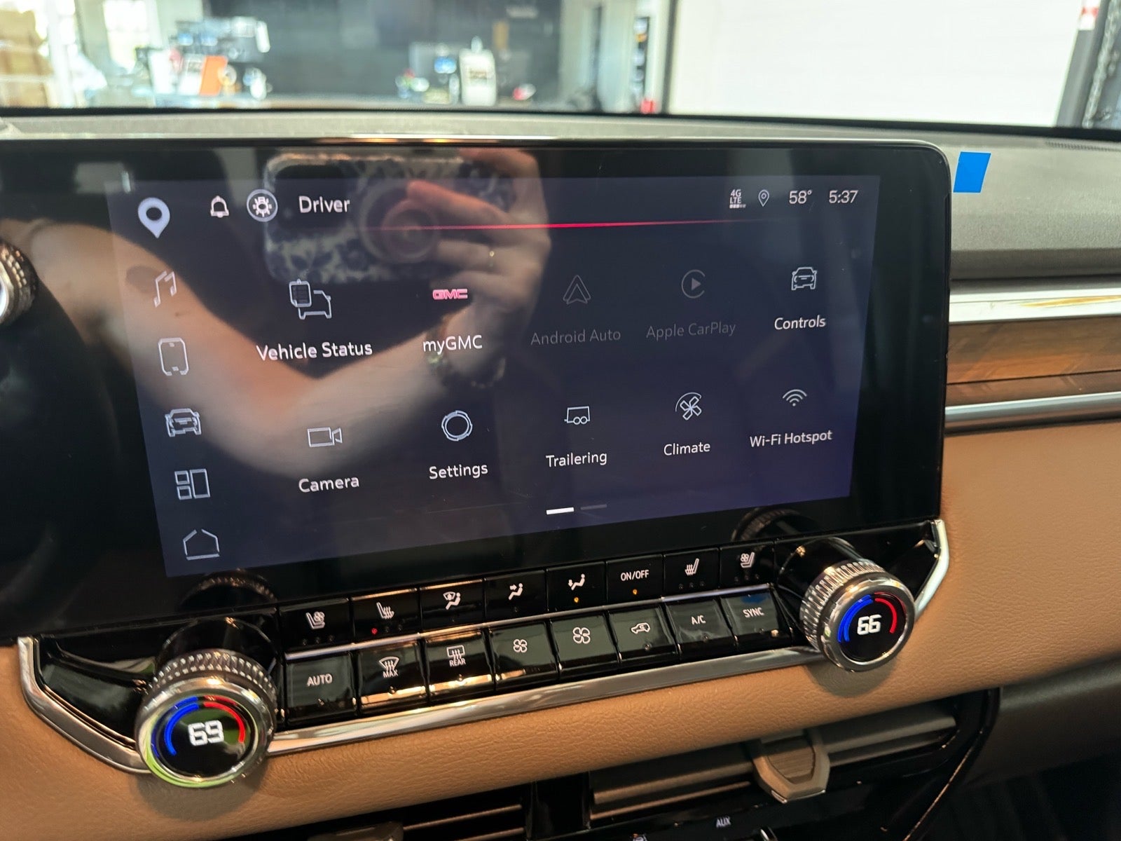 2026 GMC Canyon Denali