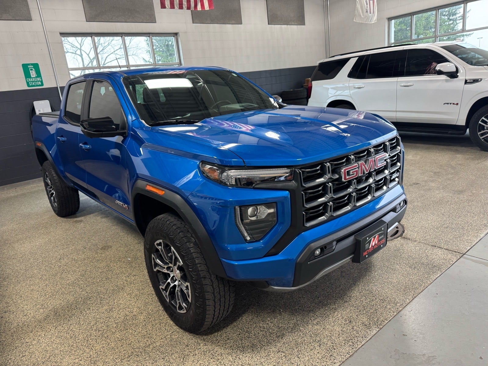 2023 GMC Canyon AT4