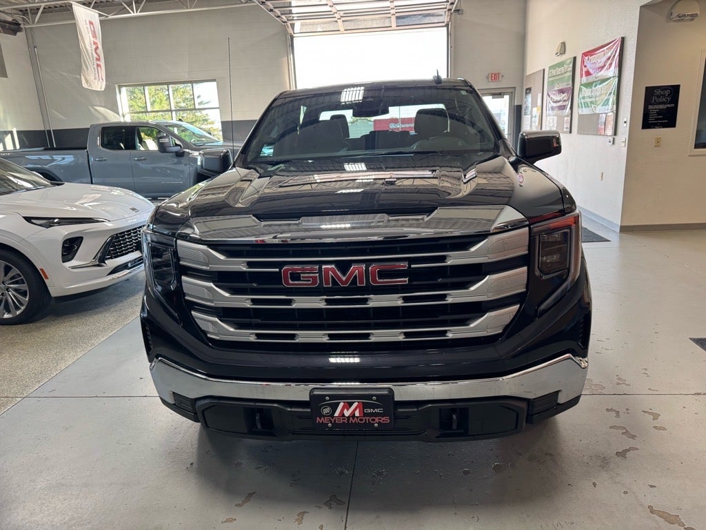 2023 GMC Sierra 1500 SLE