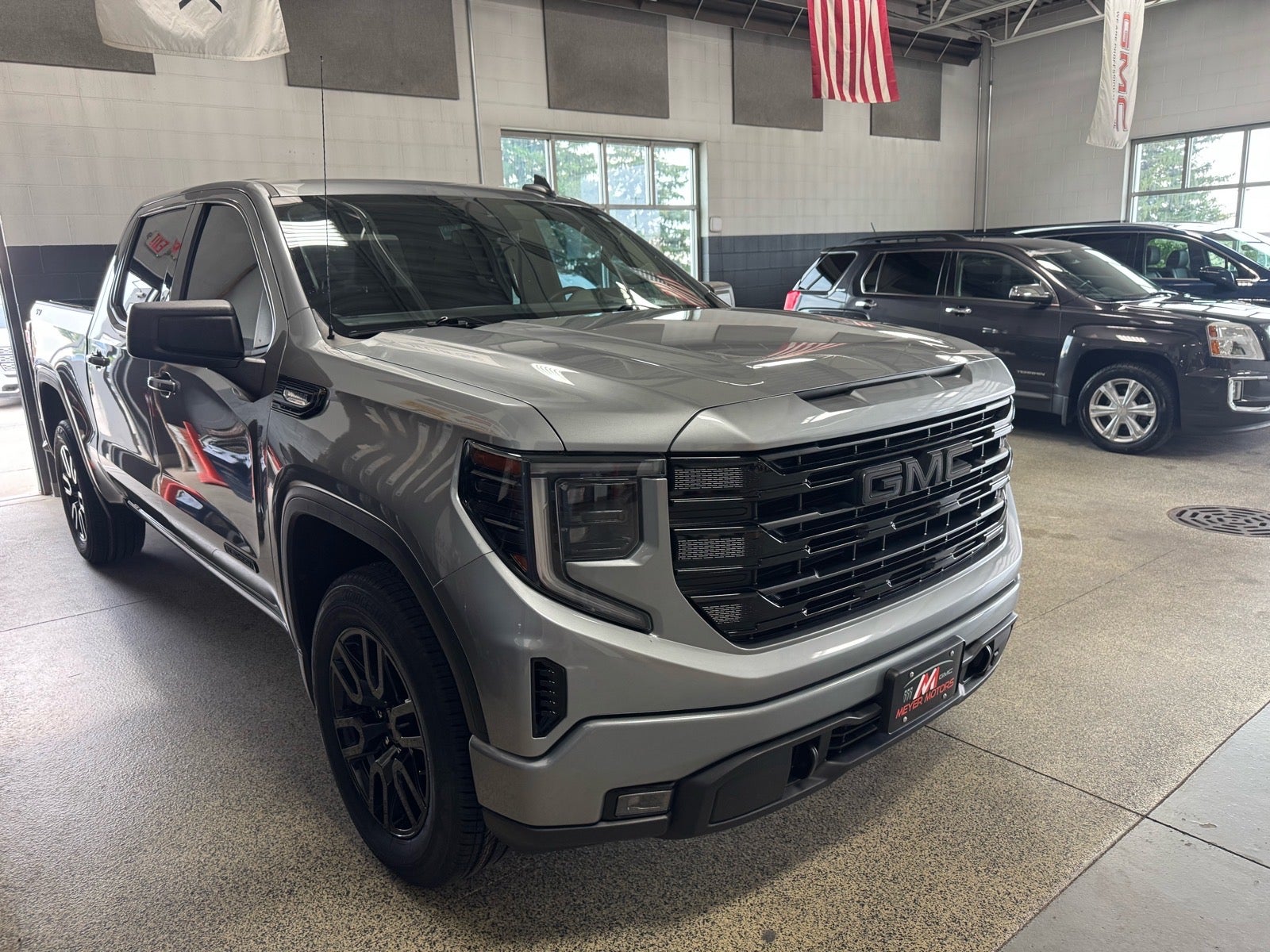 2023 GMC Sierra 1500 Elevation
