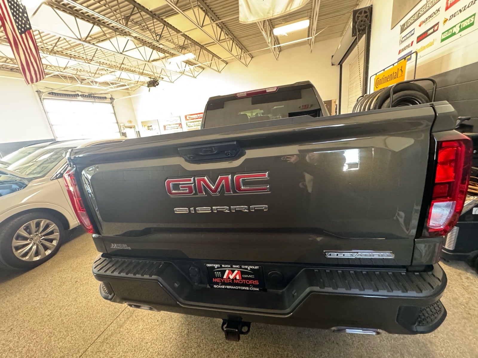 2024 GMC Sierra 1500 Elevation