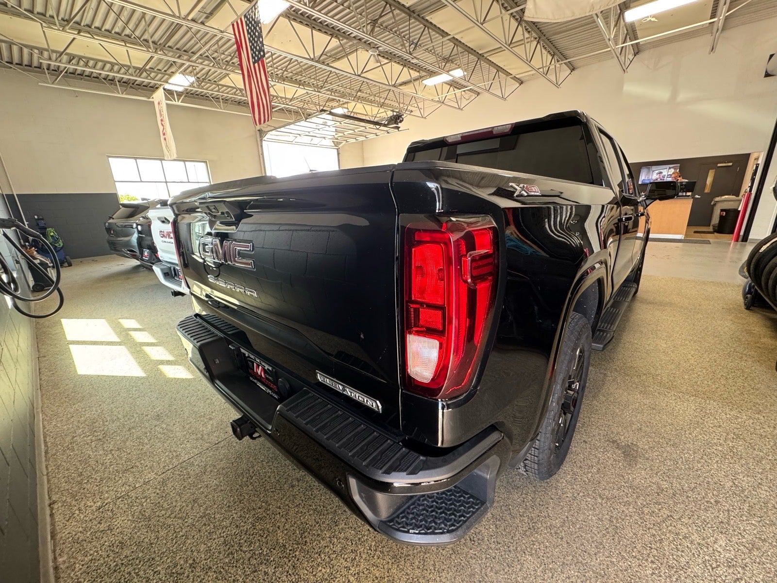 2023 GMC Sierra 1500 Elevation