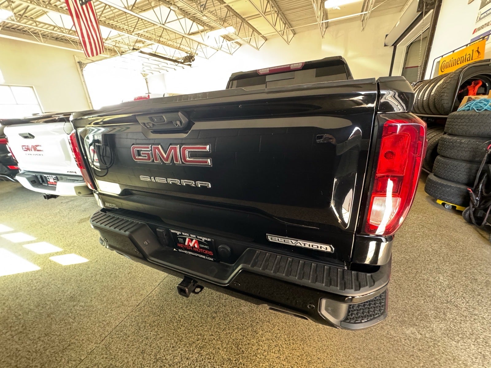 2023 GMC Sierra 1500 Elevation