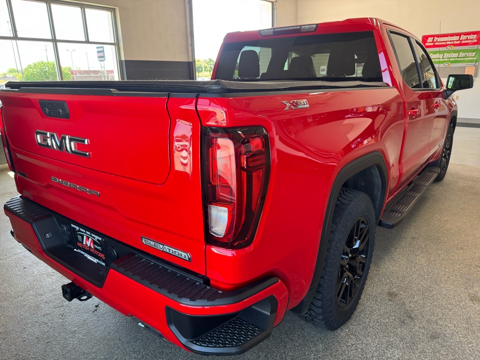 2022 GMC Sierra 1500 Elevation