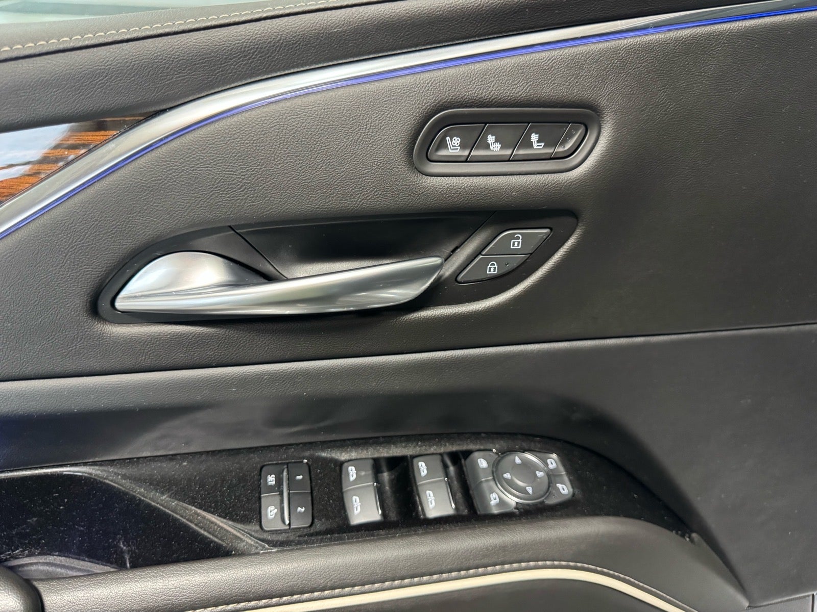 2021 Cadillac Escalade ESV Premium Luxury