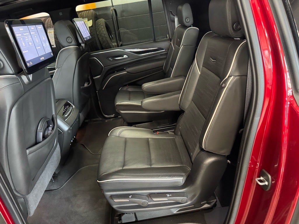 2021 Cadillac Escalade ESV Sport