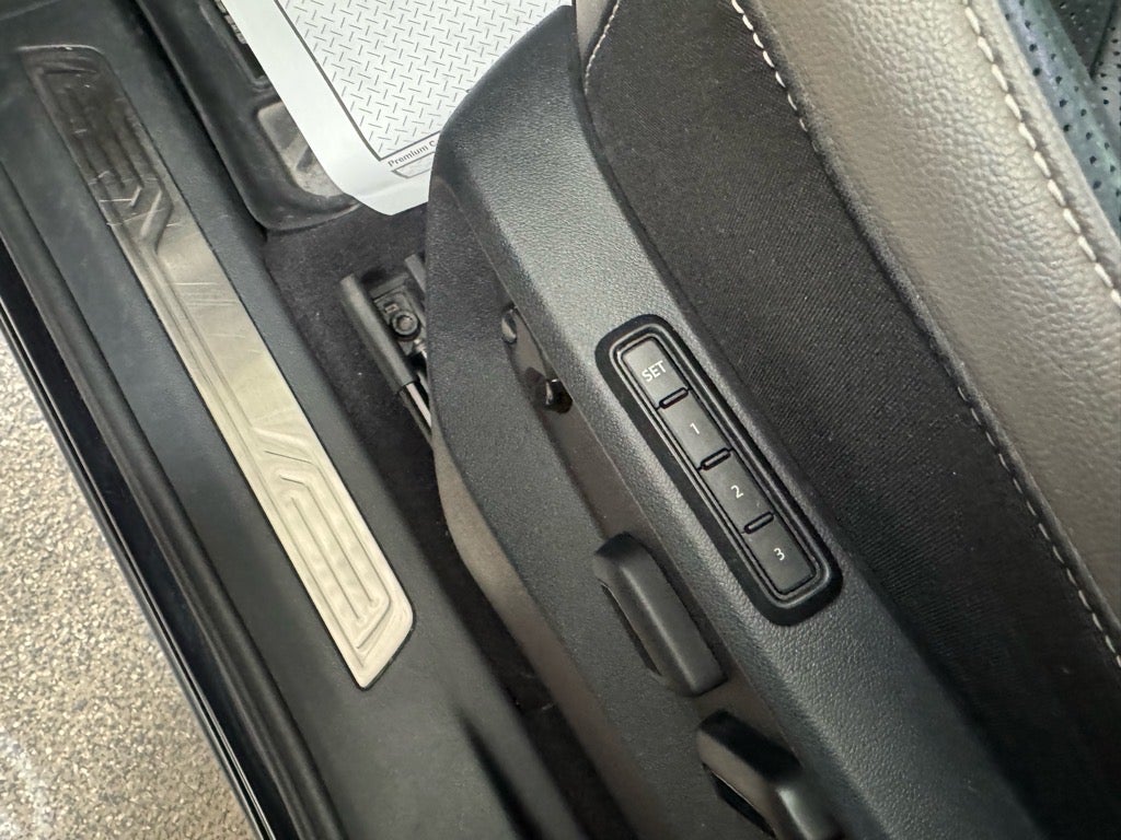 2022 Volkswagen Atlas 3.6L V6 SEL Premium R-Line