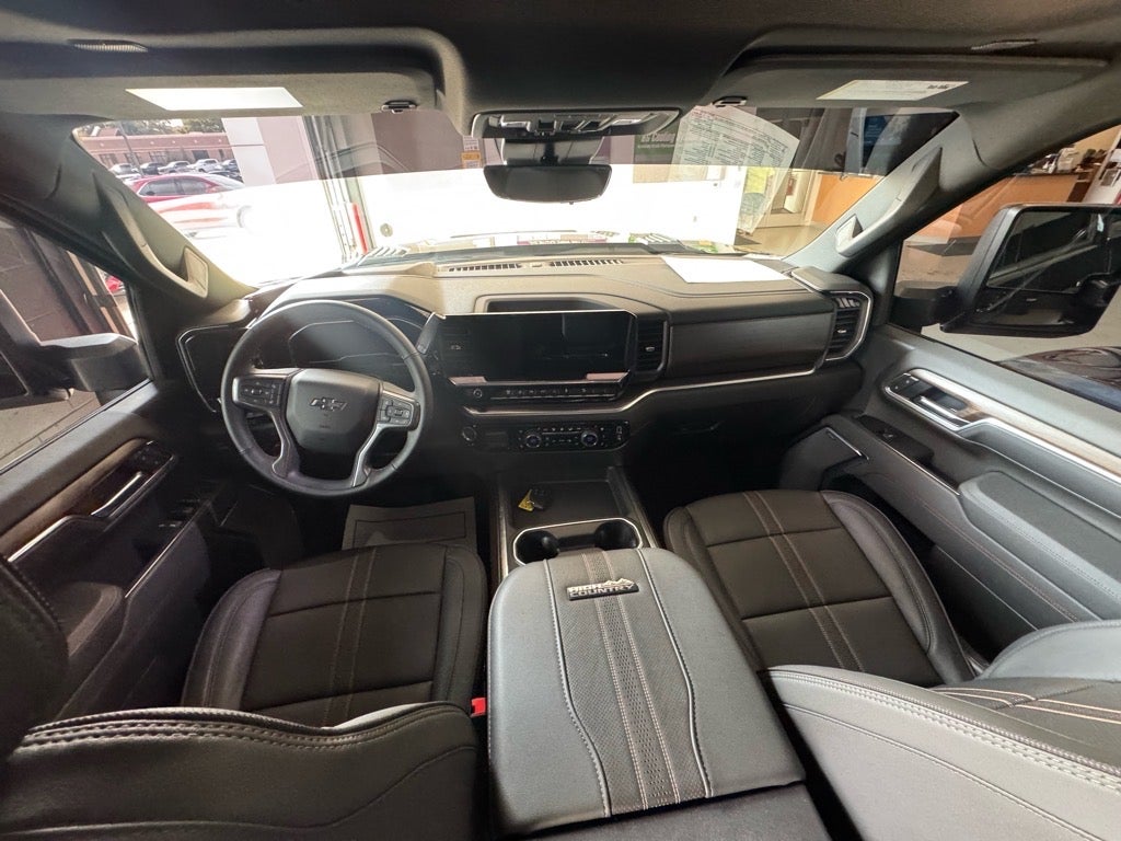 2025 Chevrolet Silverado 3500 HD High Country