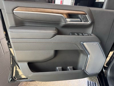 2025 Chevrolet Silverado 3500 HD High Country