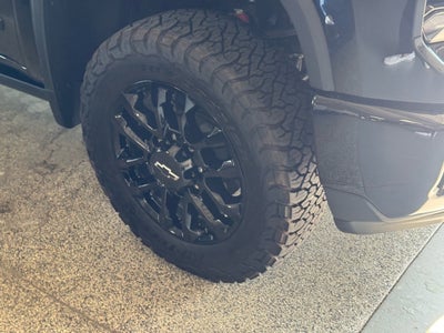 2025 Chevrolet Silverado 3500 HD High Country