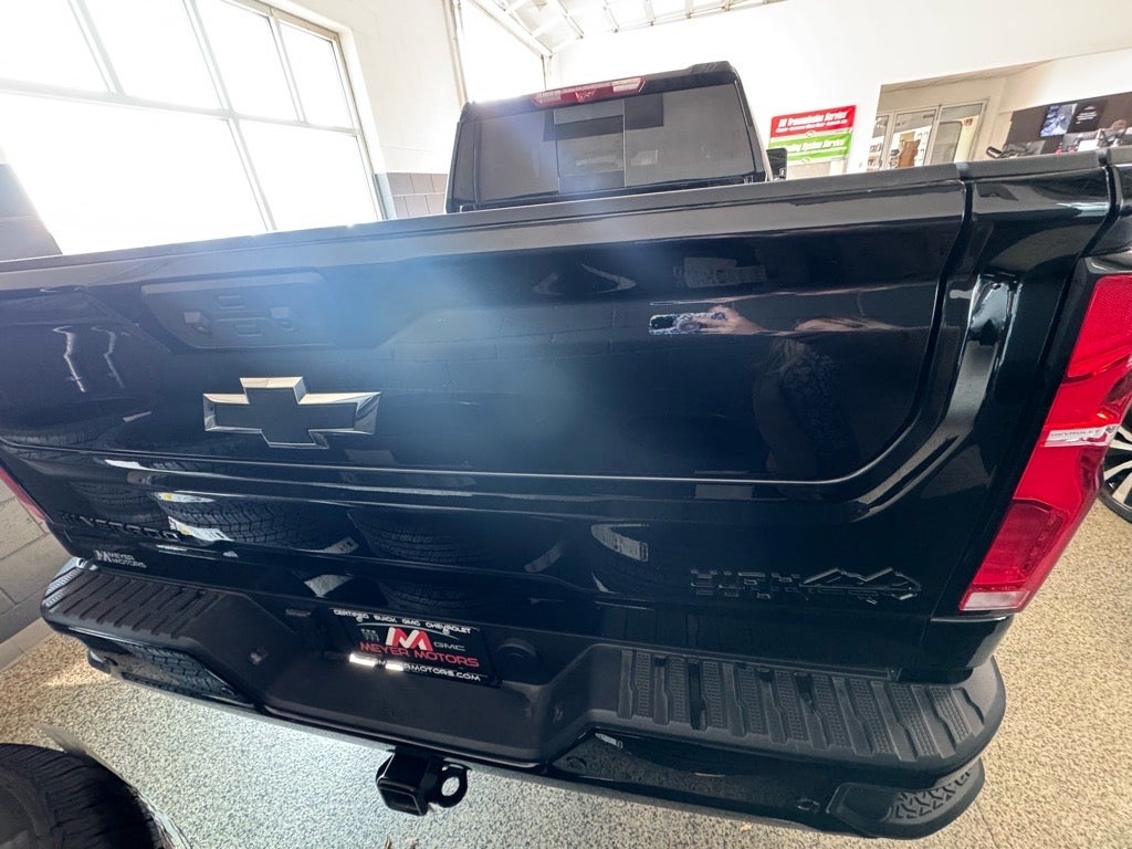 2025 Chevrolet Silverado 3500 HD High Country