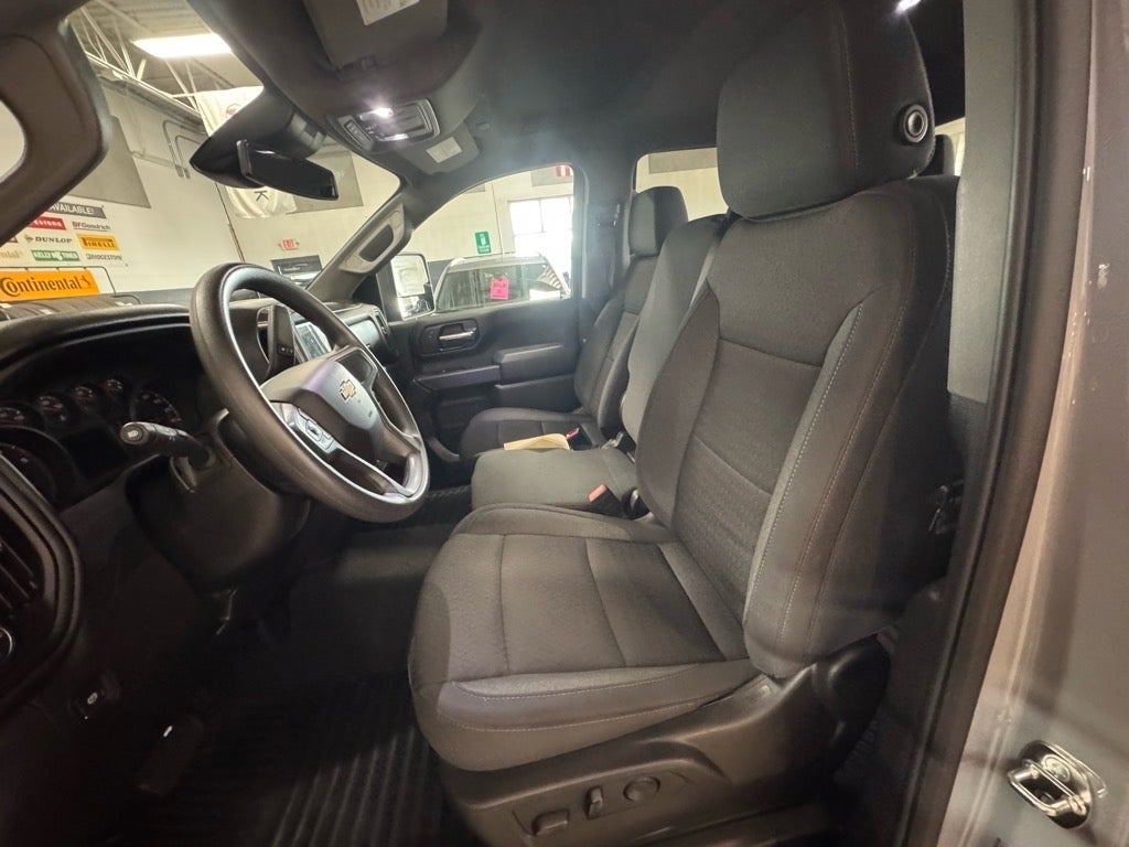 2024 Chevrolet Silverado 2500 HD Custom