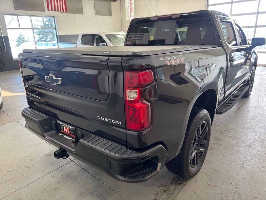 2022 Chevrolet Silverado 1500 Custom Trail Boss