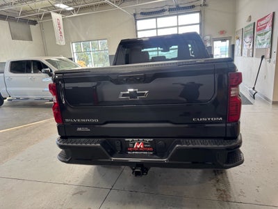 2022 Chevrolet Silverado 1500 Custom Trail Boss