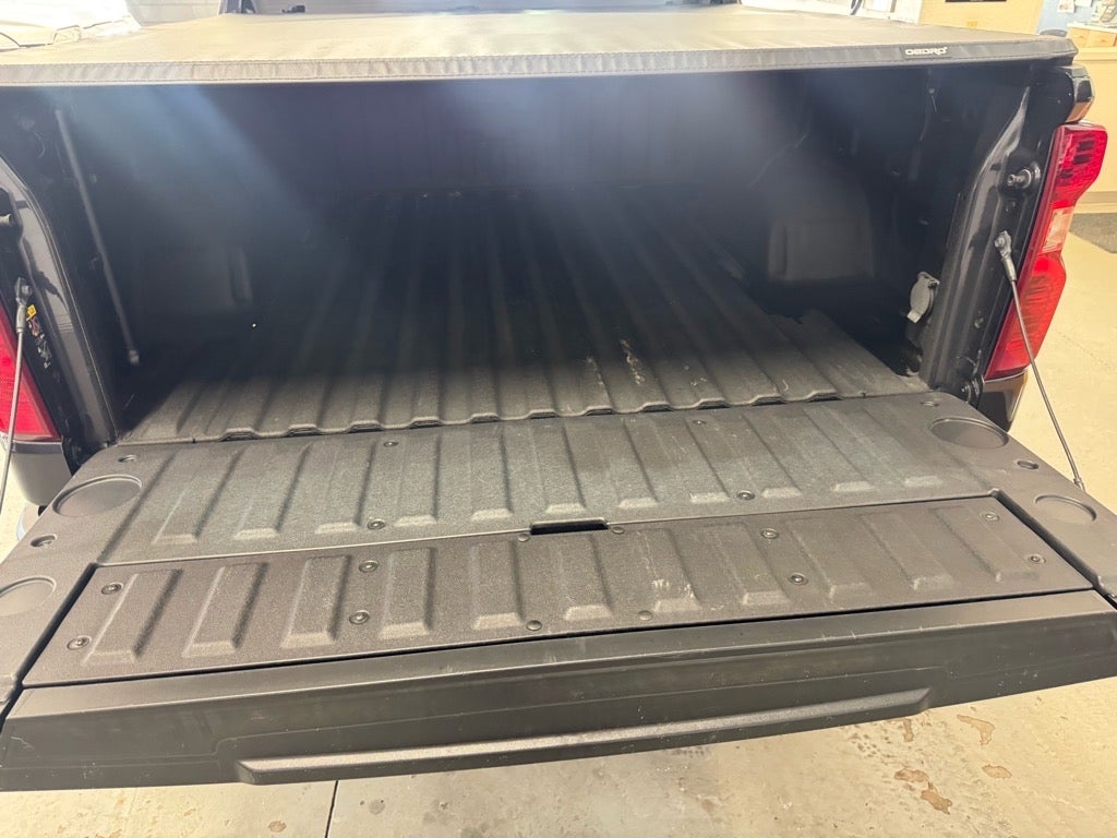 2022 Chevrolet Silverado 1500 Custom Trail Boss