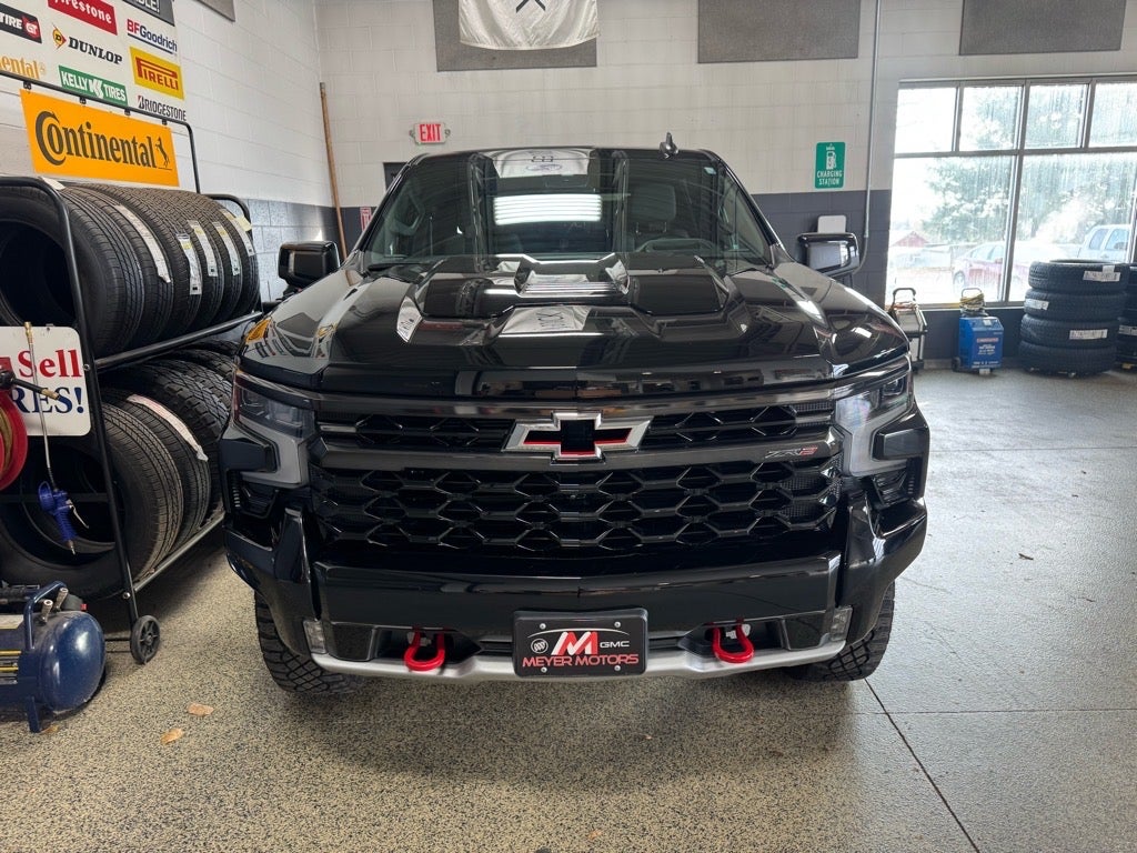 2024 Chevrolet Silverado 1500 ZR2