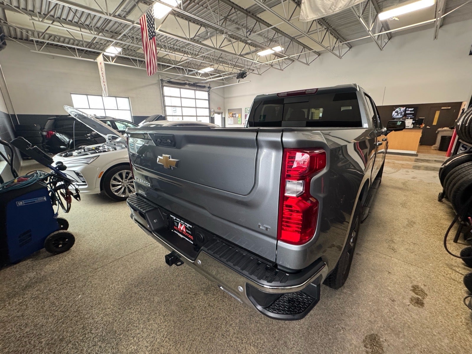 2025 Chevrolet Silverado 1500 LT