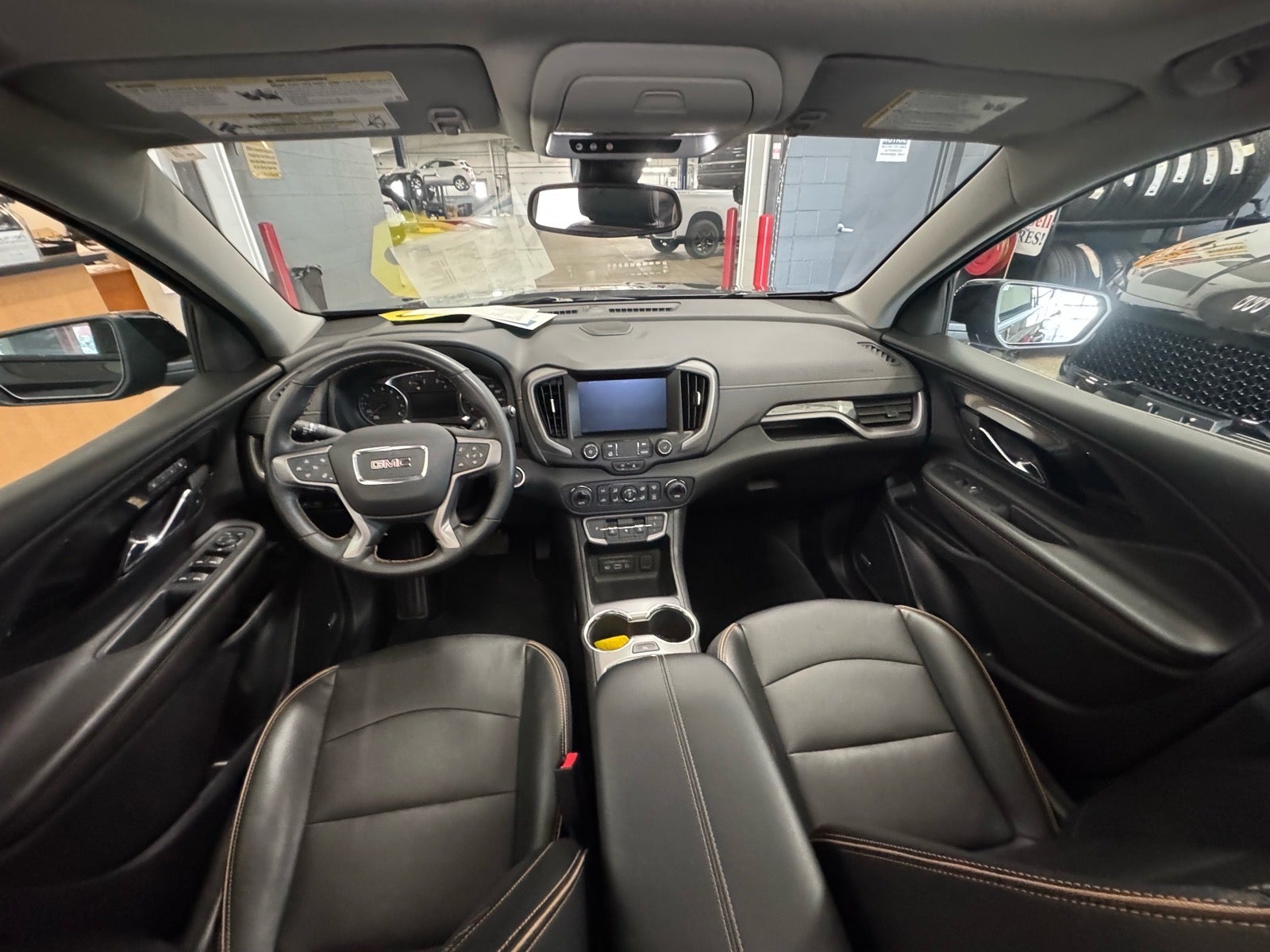 2023 GMC Terrain AT4