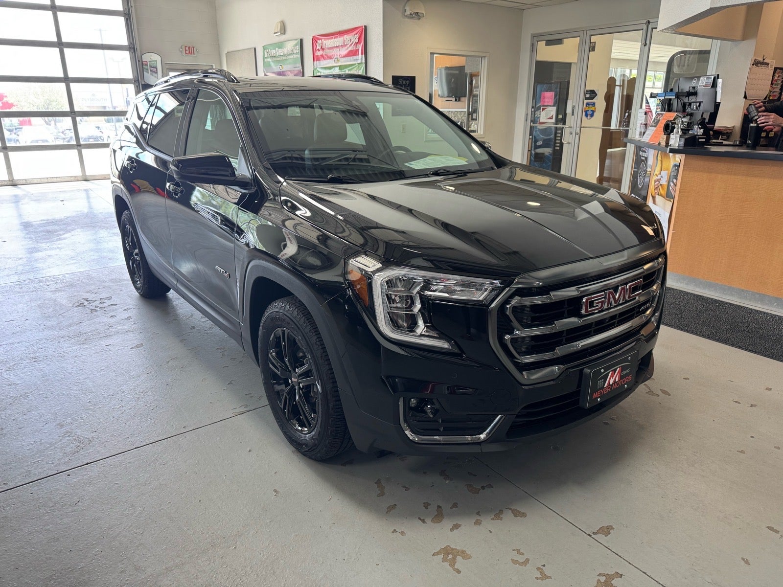 2023 GMC Terrain AT4