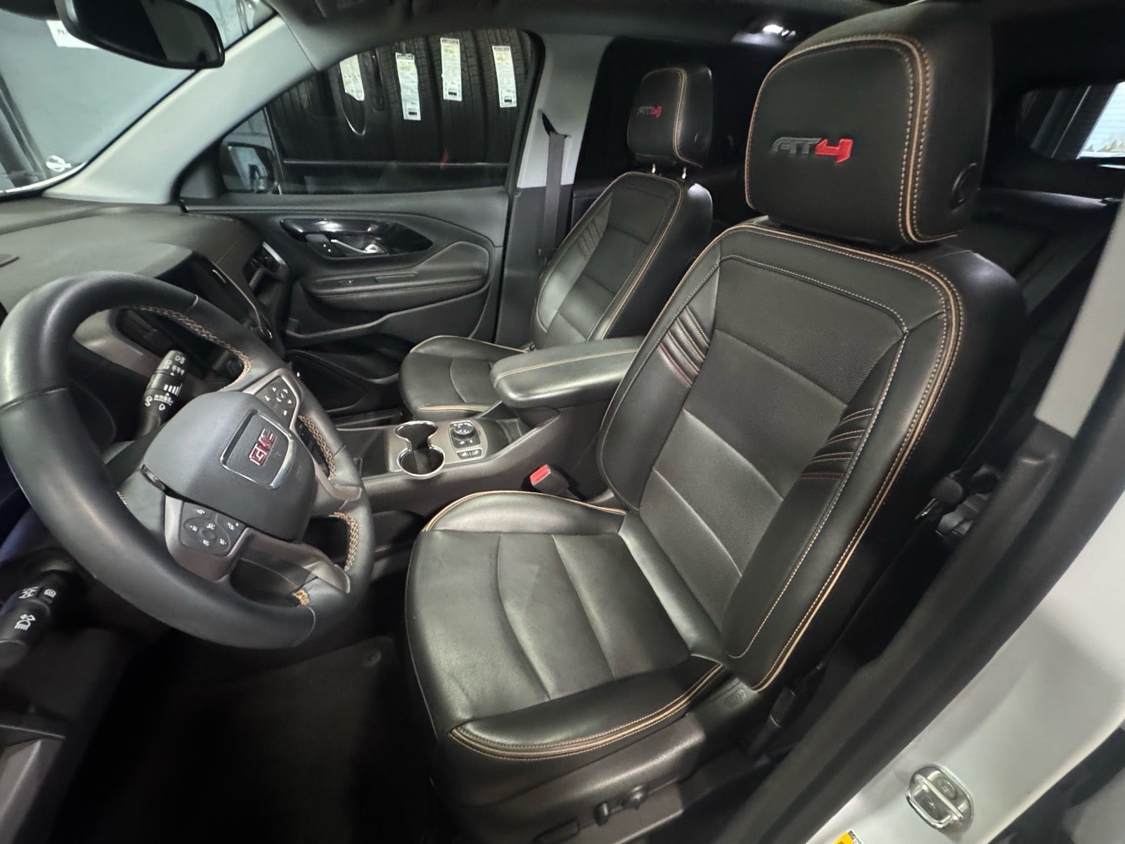 2023 GMC Terrain AT4