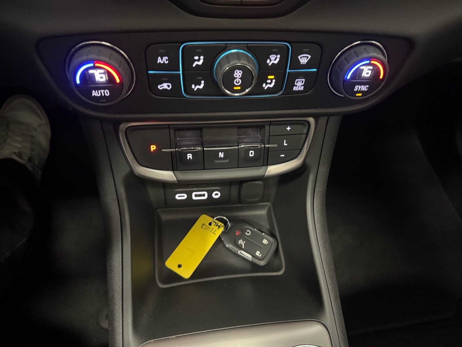 2023 GMC Terrain AT4