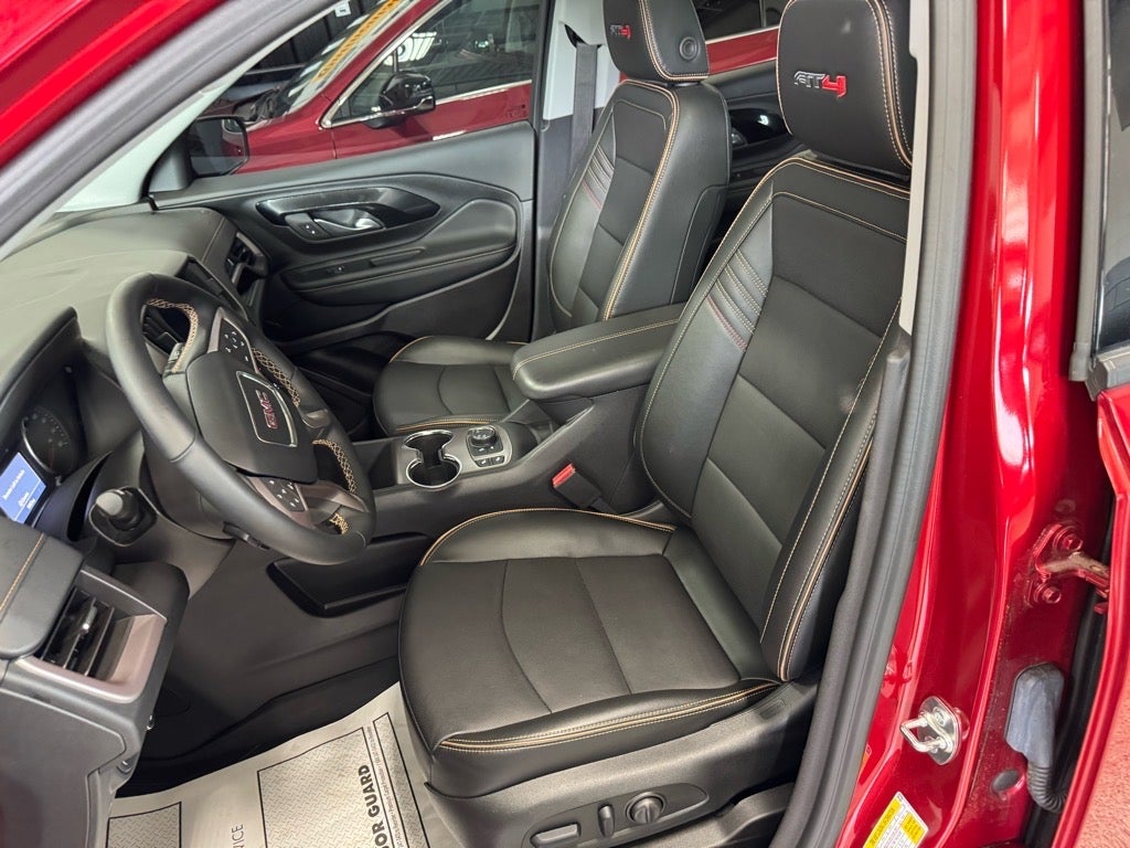 2024 GMC Terrain AT4