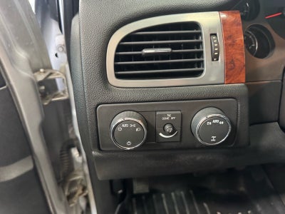 2011 Chevrolet Avalanche LS