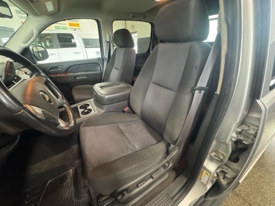 2011 Chevrolet Avalanche LS