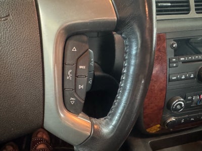 2011 Chevrolet Avalanche LS