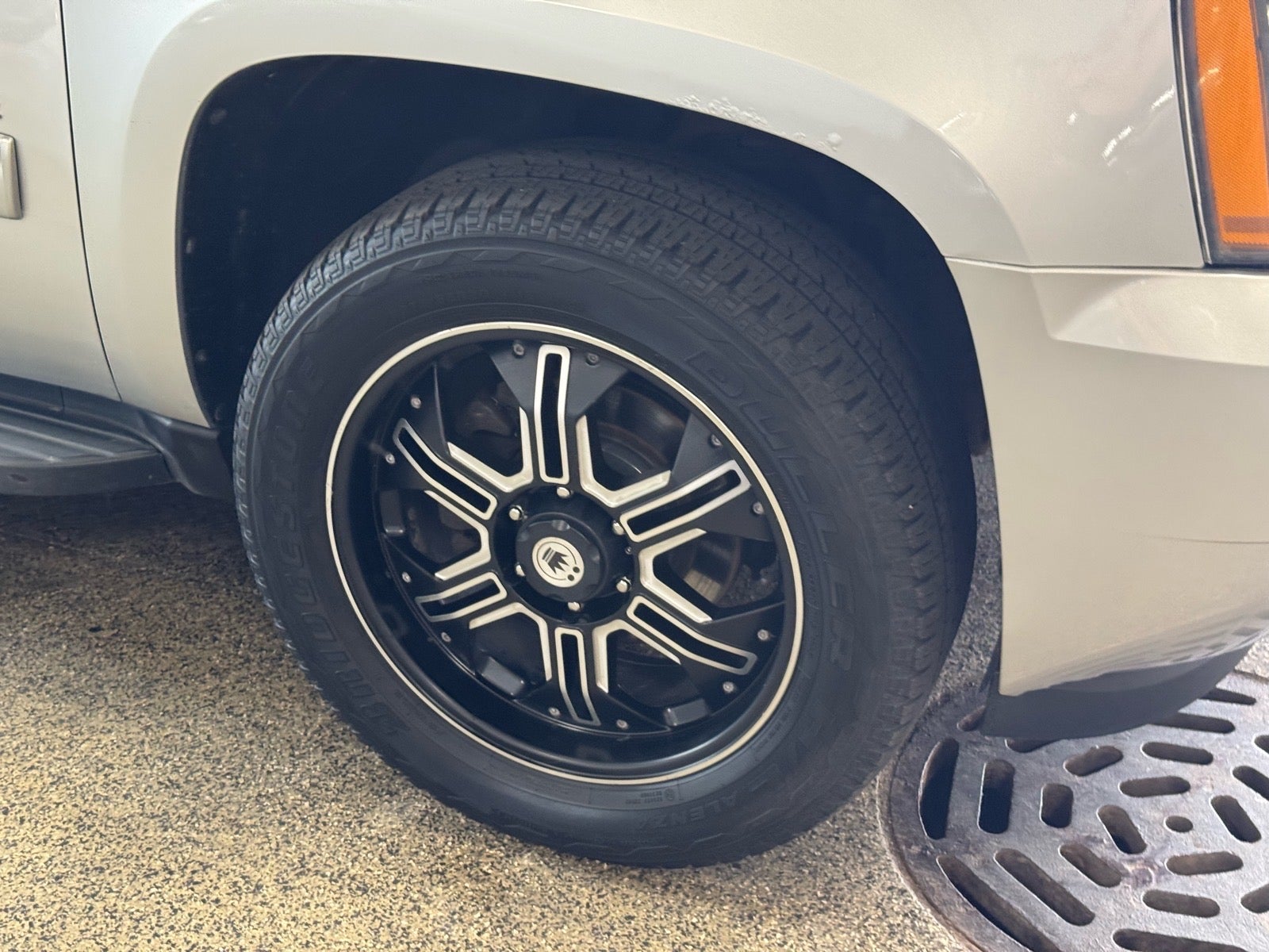 2011 Chevrolet Avalanche LS