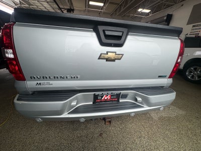 2011 Chevrolet Avalanche LS