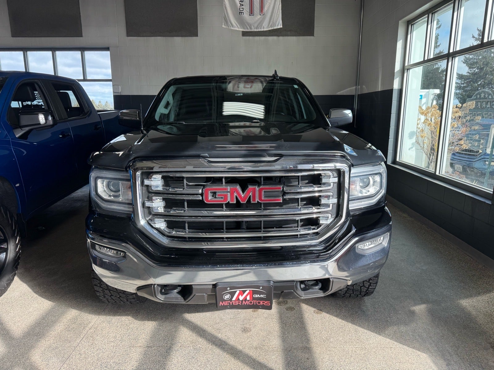 2018 GMC Sierra 1500 SLT