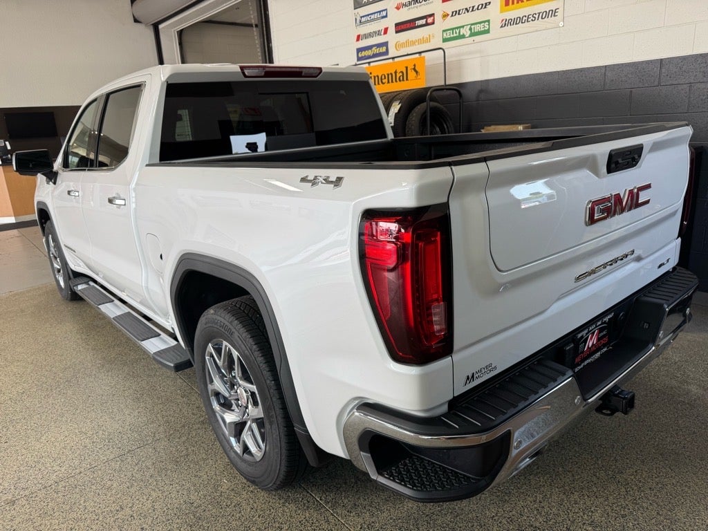 2024 GMC Sierra 1500 SLT