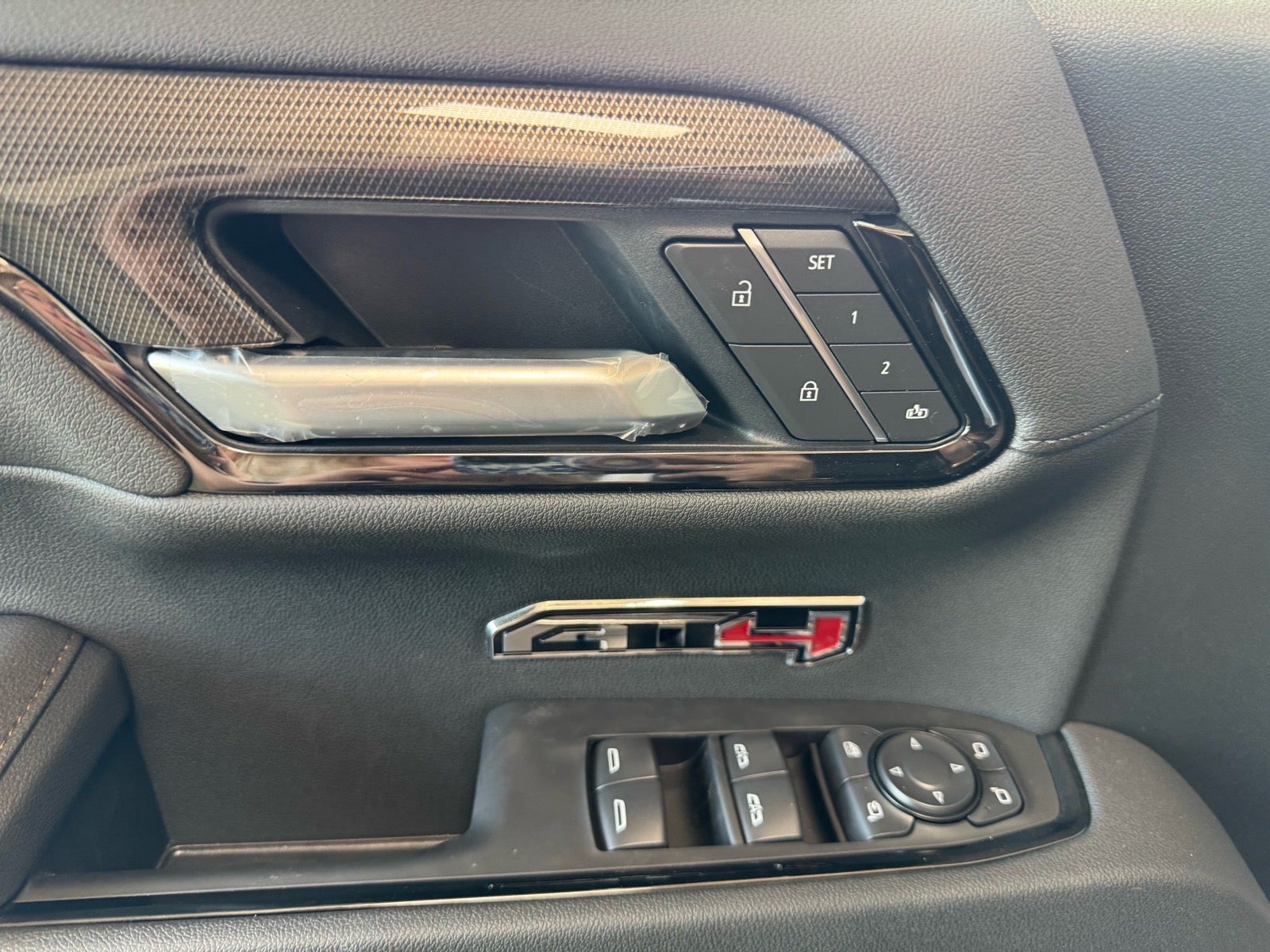 2026 GMC Sierra 1500 AT4 - Photo 17