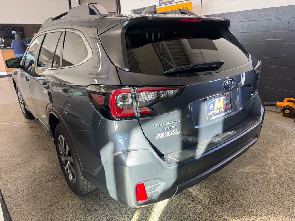 2022 Subaru Outback Premium