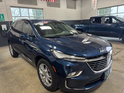 2023 Buick Enclave Essence