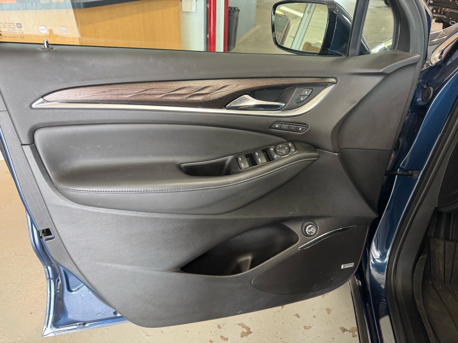 2023 Buick Enclave Avenir