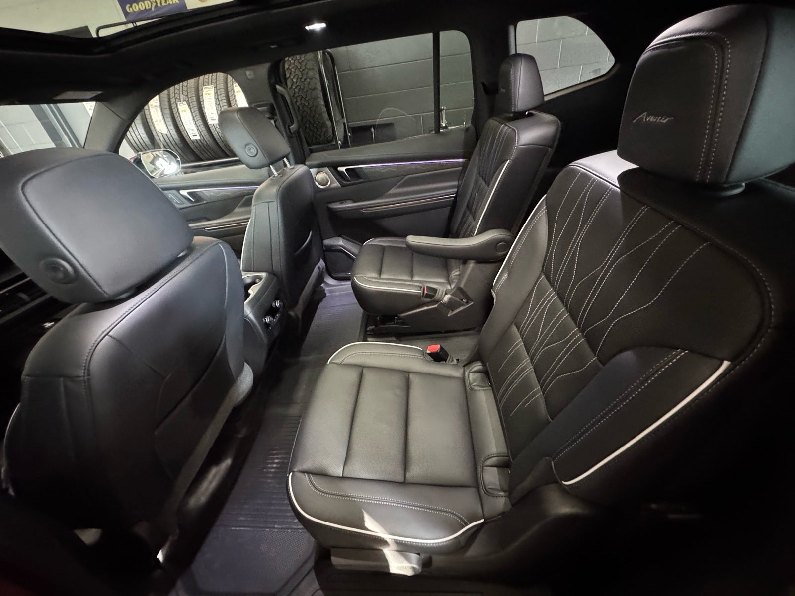 2025 Buick Enclave Avenir