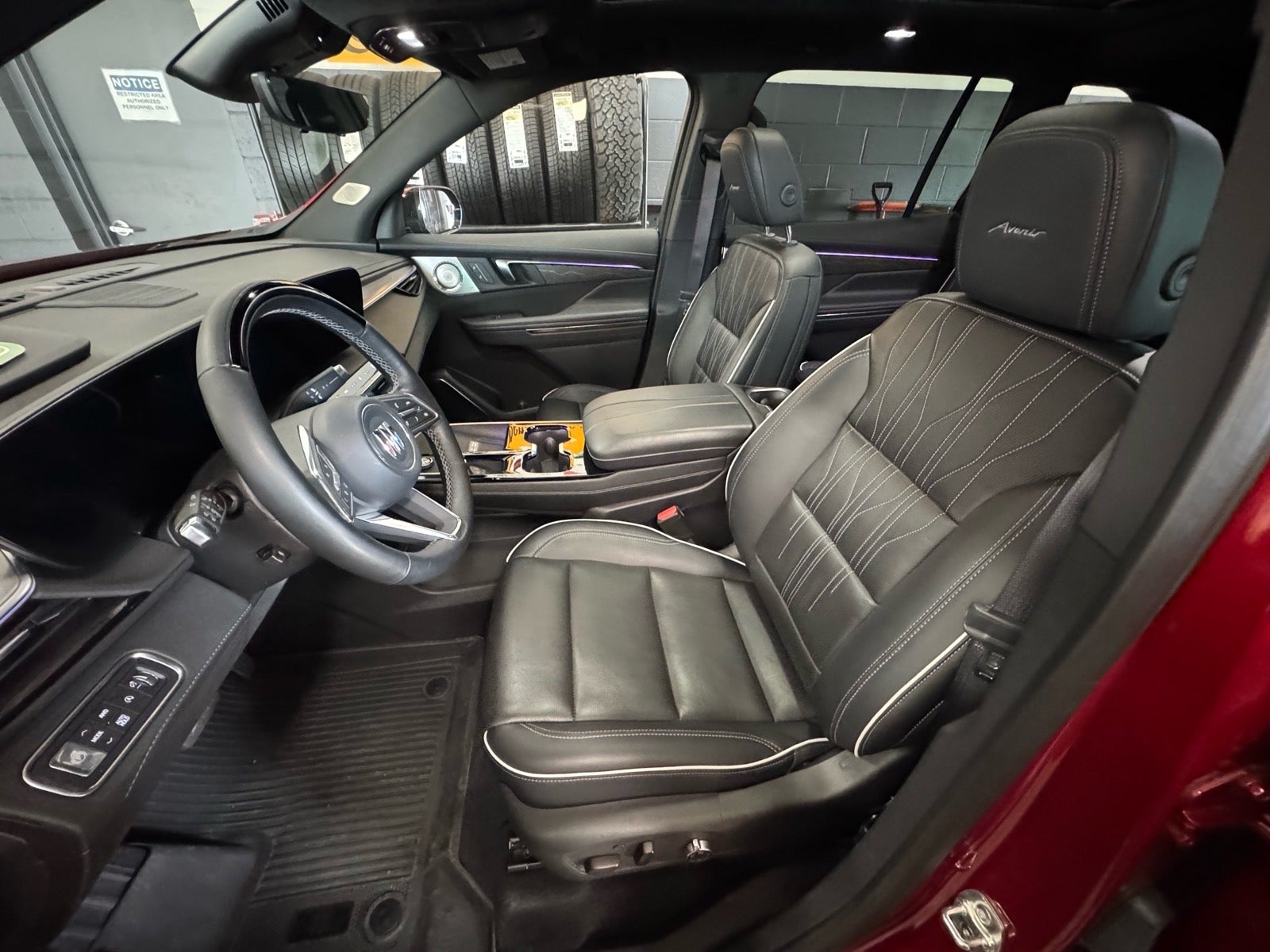 2025 Buick Enclave Avenir