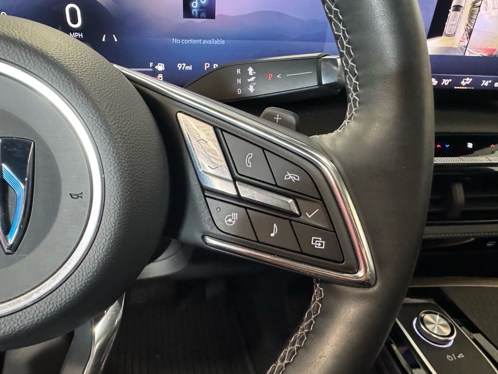 2025 Buick Enclave Avenir