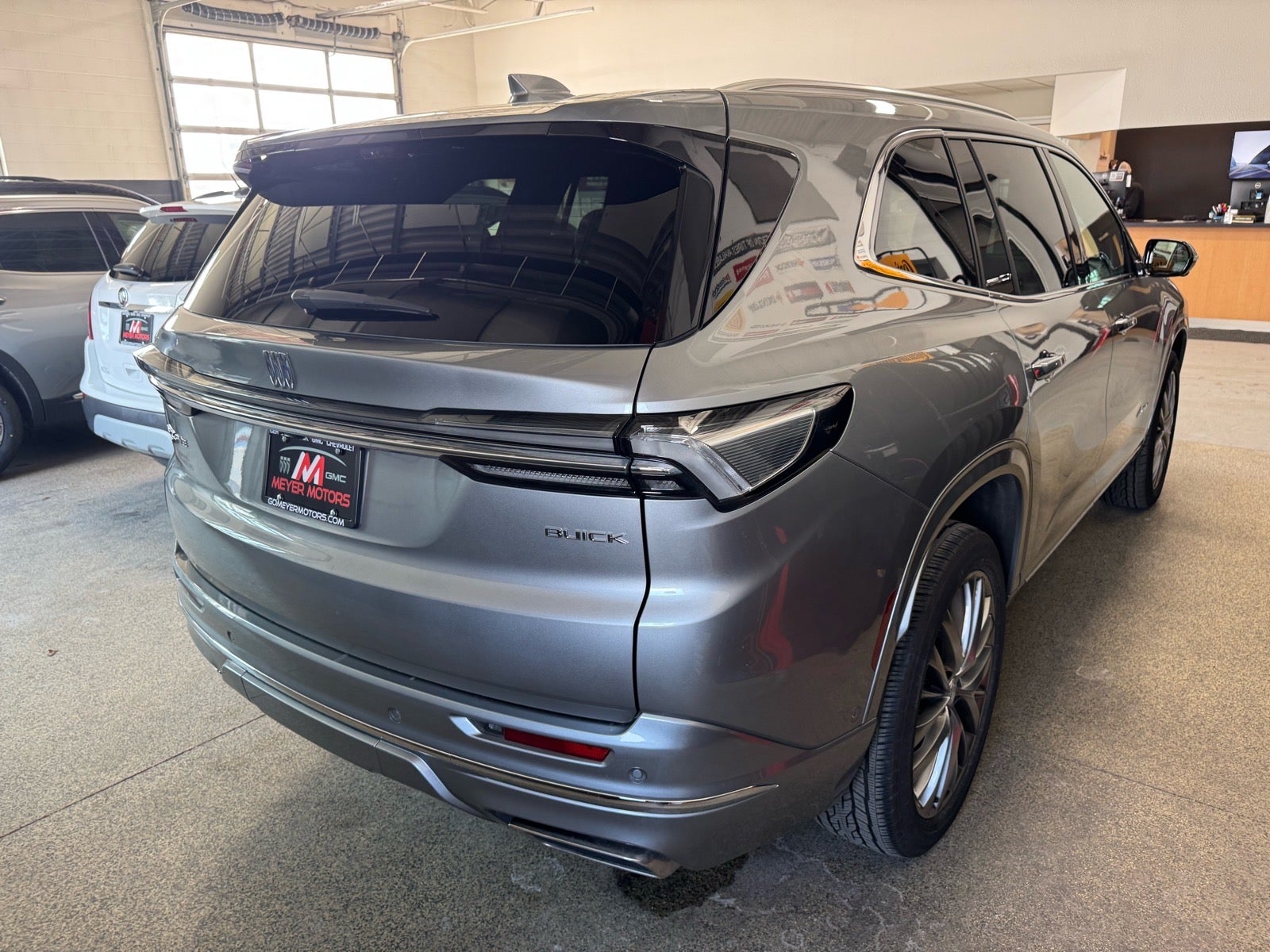 2025 Buick Enclave Avenir