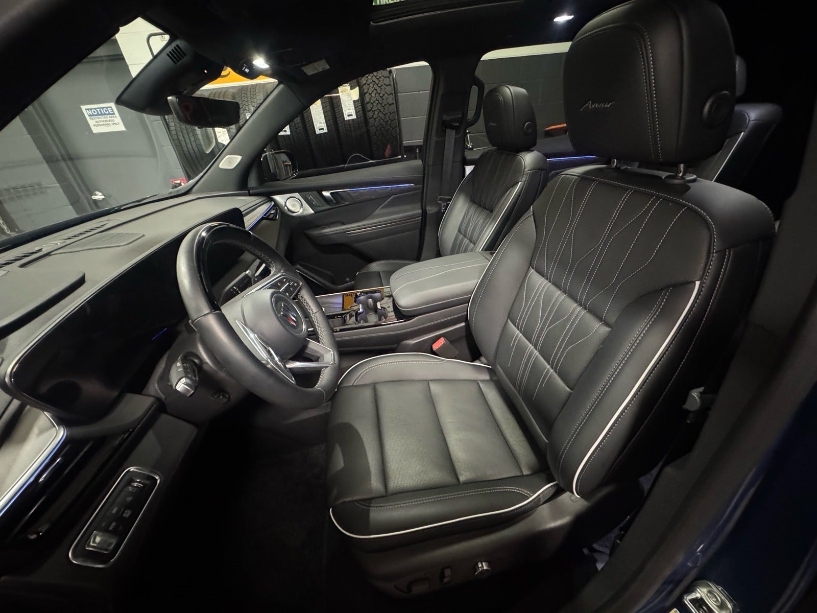 2025 Buick Enclave Avenir