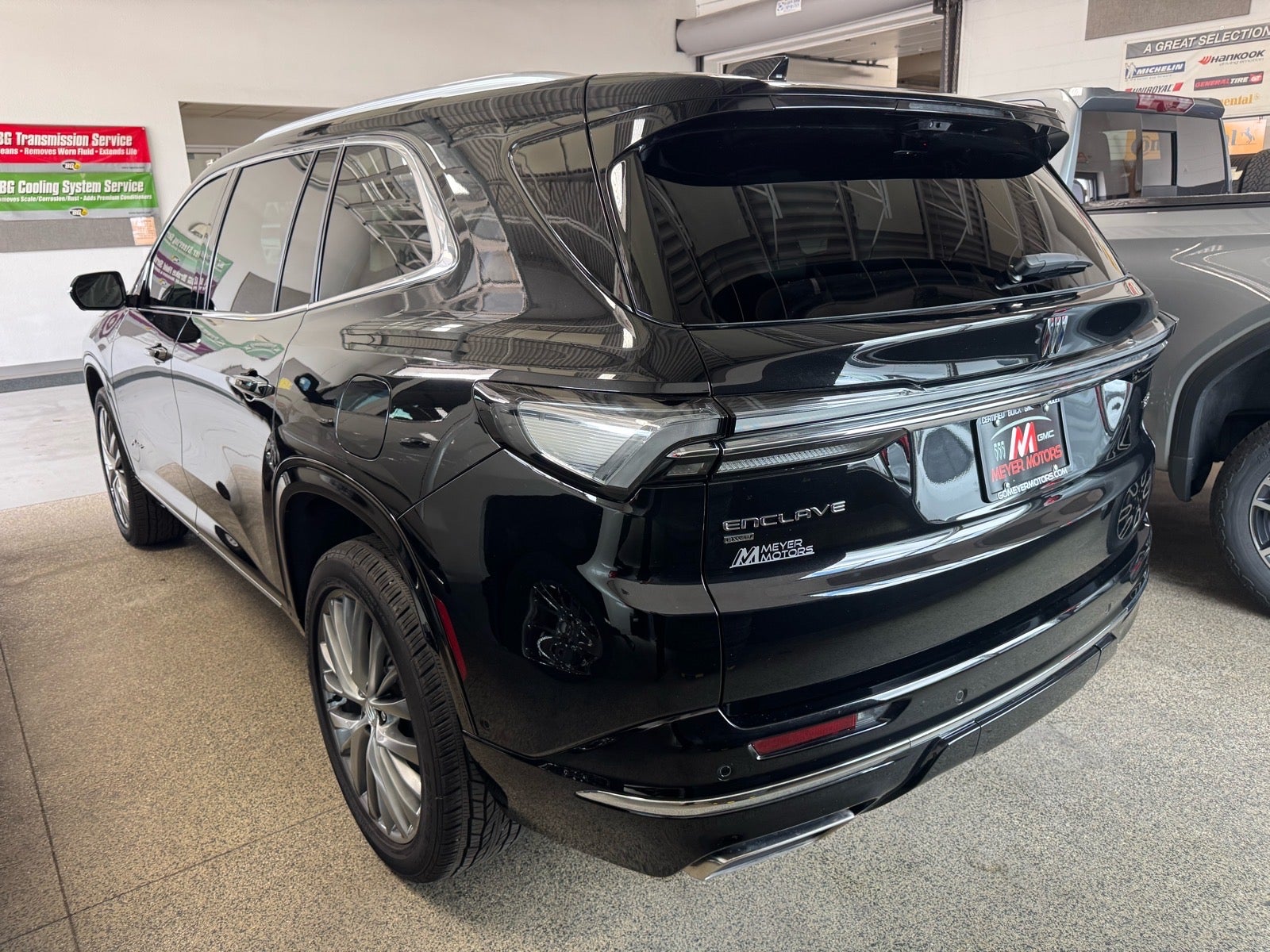 2025 Buick Enclave Avenir